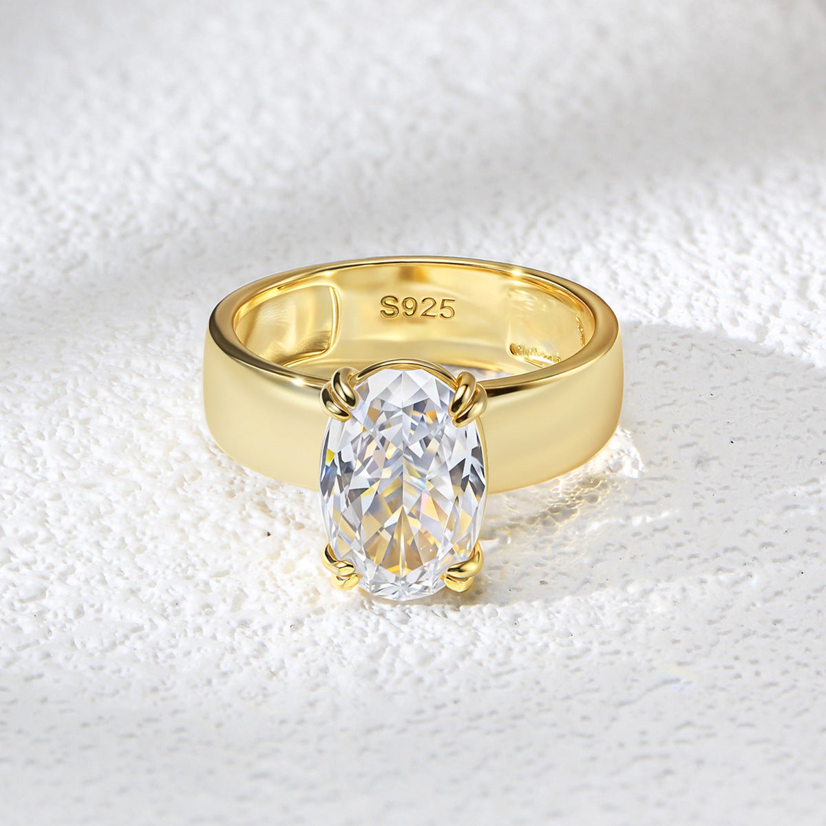 Ice Flower Cut Cubic Zirconia Ring For Women Unique Stacking Wedding Band